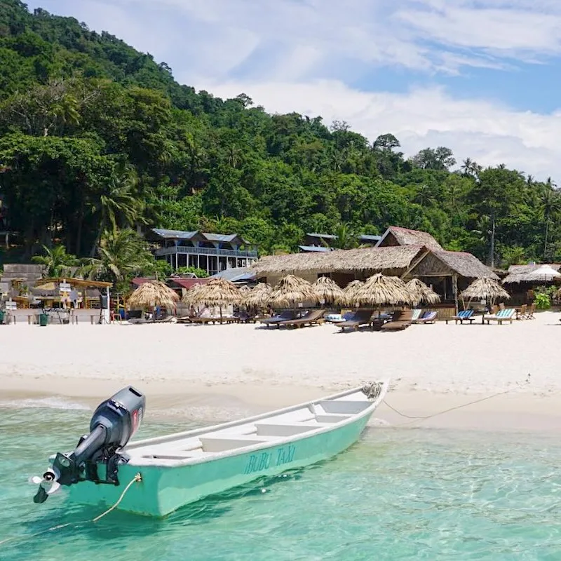 Suasana Di Perhentian Kecil Besut Terengganu