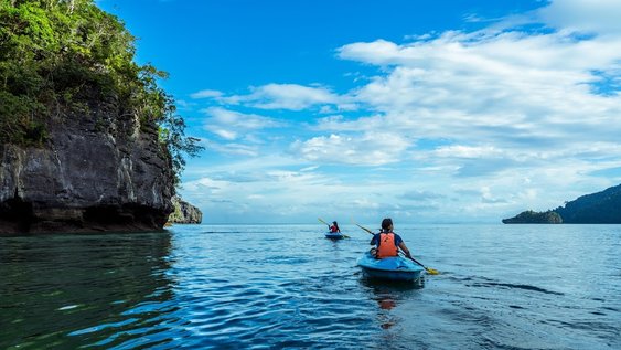 Kayak & Island Hopping