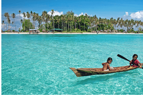 santai di pantai sibuan