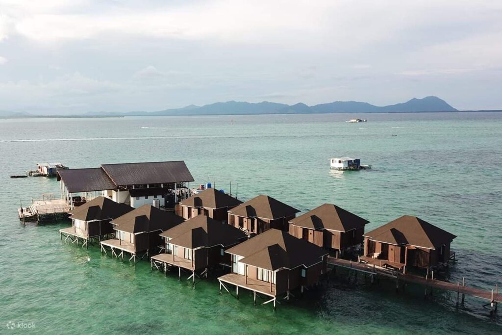 resort mewah